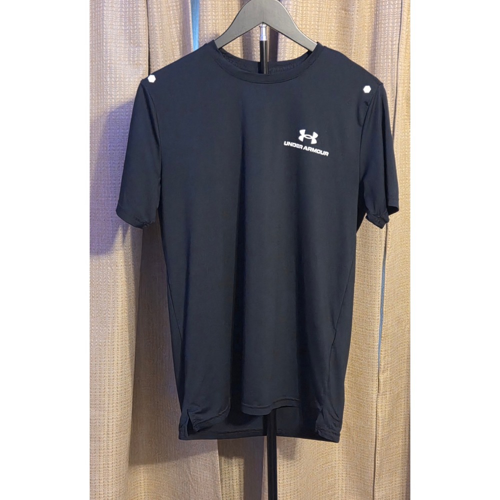 Under Armour Short Sleeve Loose Fit‎ T-Shirt Men's Size Small Black